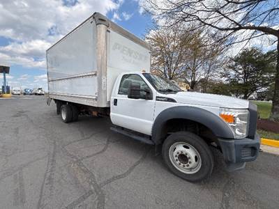 Ford F-450 Box Truck - 362HP, 5 Speed Automatic, Roll up Door
