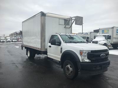 Ford F-550 Box Truck - 350HP, 10 Speed Automatic, Roll up Door