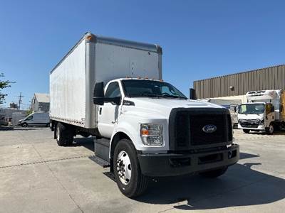 Ford F-650 Box Truck - 300HP, 6 Speed Automatic, Roll up Door