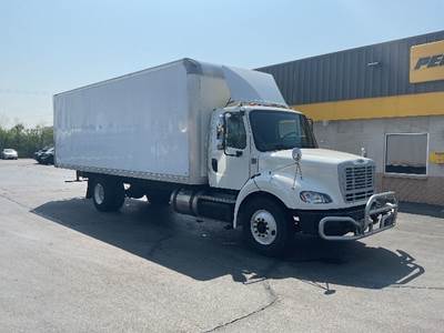 Freightliner M2 112 26 ft Box Truck - 350HP, 6 Speed Automatic, Roll up Door