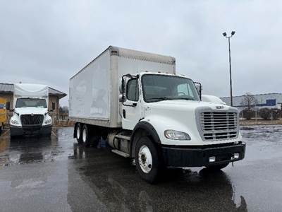Freightliner M2 112 24 ft Box Truck - 410HP, 10 Speed Manual, Roll up Door