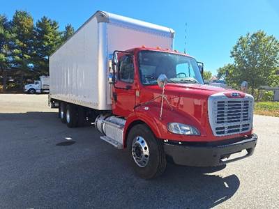 Freightliner M2 112 28 ft Box Truck - 410HP, 10 Speed Automatic, Roll up Door