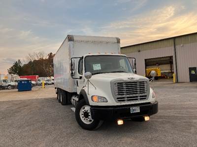 Freightliner M2 112 Box Truck - 350HP, 6 Speed Automatic, Roll up Door