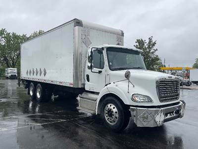 Freightliner M2 112 Box Truck - 350HP, 6 Speed Automatic, Roll up Door