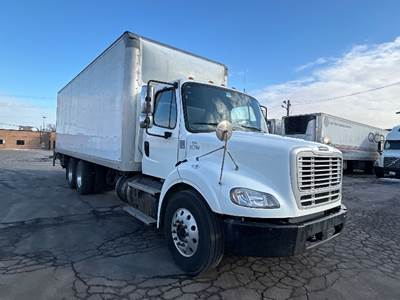 Freightliner M2 112 Box Truck - 350HP, 6 Speed Automatic, Roll up Door