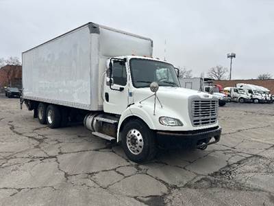 Freightliner M2 112 Box Truck - 350HP, 6 Speed Automatic, Roll up Door
