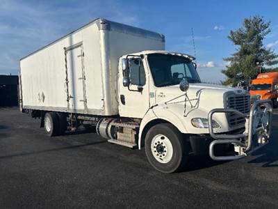 Freightliner M2 112 Box Truck - 350HP, 6 Speed Automatic, Roll up Door