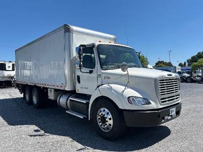 Freightliner M2 112 Box Truck - 350HP, 10 Speed Automatic, Roll up Door