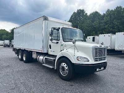 Freightliner M2 112 Box Truck - 350HP, 10 Speed Automatic, Roll up Door