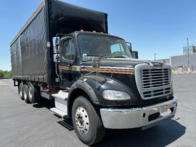 Freightliner M2 112 Box Truck - 450HP, 10 Speed Automatic, Swing Door