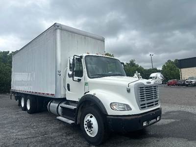 Freightliner M2 112 Box Truck - 410HP, 10 Speed Automatic, Roll up Door