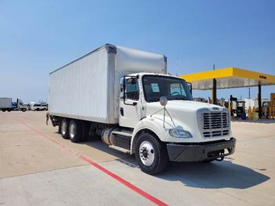 Freightliner M2 112 Box Truck - 350HP, 6 Speed Automatic, Roll up Door