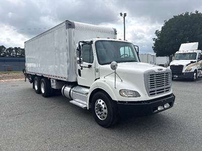 Freightliner M2 112 Box Truck - 350HP, 10 Speed Automatic, Roll up Door