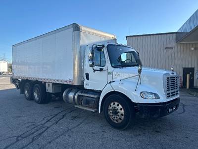 Freightliner M2 112 Box Truck - 350HP, 10 Speed Automatic, Roll up Door