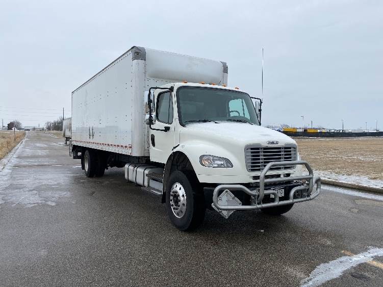2016 Freightliner M2 28 ft Box Truck - 270HP, 6 Speed Automatic, Roll