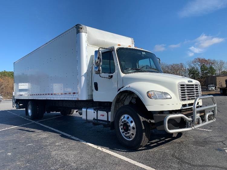 2016 Freightliner M2 28 ft Box Truck - 270HP, 6 Speed Automatic, Roll