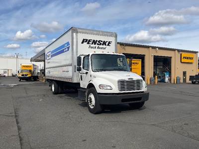 Freightliner M2 26 ft Box Truck - 220HP, 6 Speed Automatic, Roll up Door