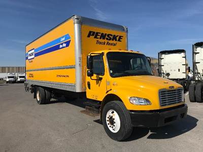 Freightliner M2 26 ft Box Truck - 220HP, 7 Speed Automatic, Roll up Door