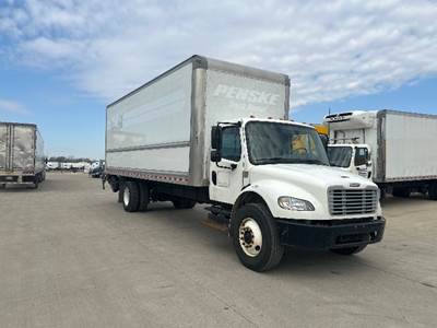 Freightliner M2 26 ft Box Truck - 220HP, 6 Speed Automatic, Roll up Door