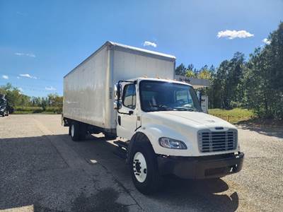 Freightliner M2 26 ft Box Truck - 250HP, 6 Speed Automatic, Roll up Door