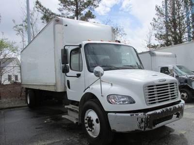 Freightliner M2 Box Truck - 220HP, 6 Speed Automatic