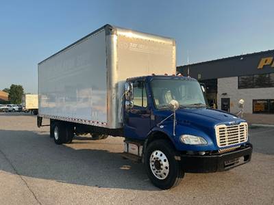 Freightliner M2 26 ft Box Truck - 220HP, 6 Speed Automatic, Roll up Door