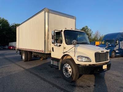 Freightliner M2 24 ft Box Truck - 220HP, 7 Speed Automatic, Roll up Door
