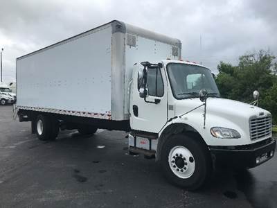 Freightliner M2 26 ft Box Truck - 220HP, 6 Speed Automatic, Roll up Door