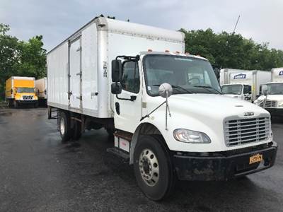 Freightliner M2 20 ft Box Truck - 260HP, 6 Speed Automatic, Roll up Door