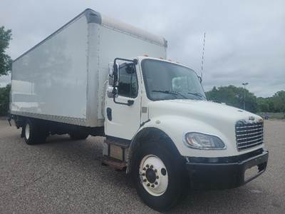Freightliner M2 26 ft Box Truck - 220HP, 6 Speed Automatic, Roll up Door