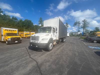 Freightliner M2 28 ft Box Truck - 300HP, 10 Speed Manual, Swing Door