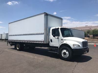 Freightliner M2 26 ft Box Truck - 220HP, 6 Speed Automatic, Roll up Door