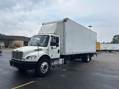 Freightliner M2 Box Truck - 260HP, 6 Speed Automatic, Roll up Door
