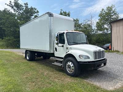 Freightliner M2 Box Truck - 220HP, 6 Speed Automatic, Roll up Door