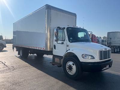 Freightliner M2 26 ft Box Truck - 220HP, 7 Speed Automatic, Roll up Door