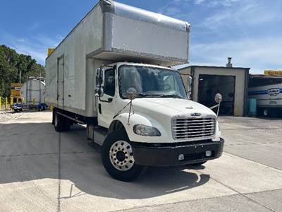 Freightliner M2 28 ft Box Truck - 220HP, 6 Speed Automatic