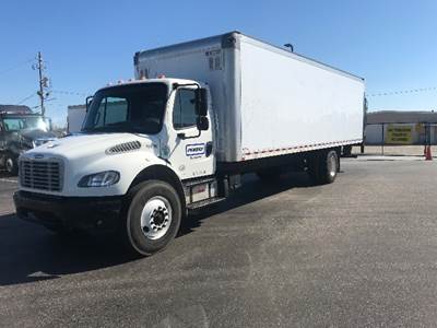 Freightliner M2 28 ft Box Truck - 220HP, 6 Speed Automatic, Roll up Door, Liftgate