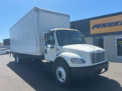 Freightliner M2 26 ft Box Truck - 220HP, 7 Speed Automatic, Roll up Door
