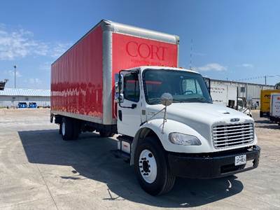 Freightliner M2 26 ft Box Truck - 220HP, 6 Speed Automatic, Roll up Door