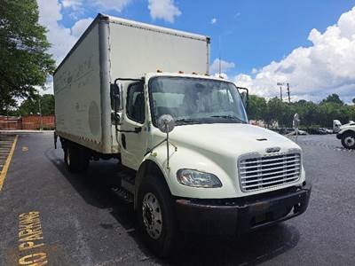 Freightliner M2 24 ft Box Truck - 250HP, 6 Speed Automatic, Roll up Door
