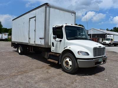 Freightliner M2 Box Truck - 240HP, 6 Speed Automatic, Roll up Door
