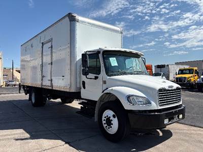 Freightliner M2 24 ft Box Truck - 220HP, 6 Speed Automatic, Roll up Door