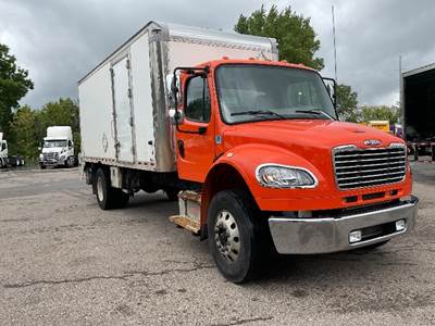Freightliner M2 20 ft Box Truck - 300HP, 6 Speed Automatic, Roll up Door