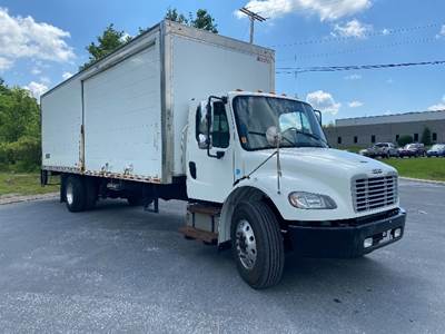 Freightliner M2 28 ft Box Truck - 240HP, 6 Speed Automatic
