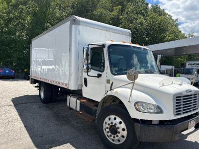 Freightliner M2 18 ft Box Truck - 240HP, 6 Speed Automatic, Roll up Door