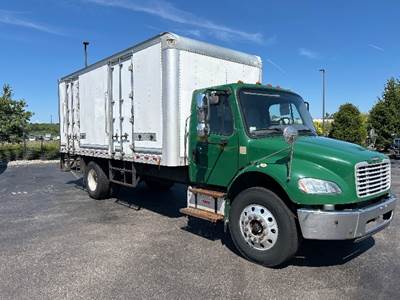Freightliner M2 20 ft Box Truck - 250HP, 6 Speed Automatic, Roll up Door