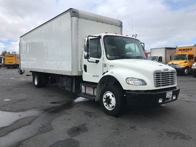 Freightliner M2 26 ft Box Truck - 220HP, 7 Speed Automatic, Roll up Door