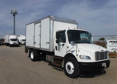 Freightliner M2 16 ft Box Truck - 240HP, 6 Speed Automatic, Roll up Door