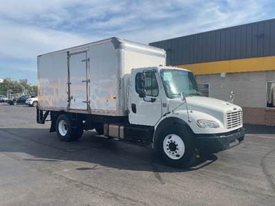 Freightliner M2 16 ft Box Truck - 240HP, 6 Speed Automatic, Roll up Door