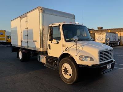 Freightliner M2 18 ft Box Truck - 240HP, 6 Speed Automatic, Roll up Door